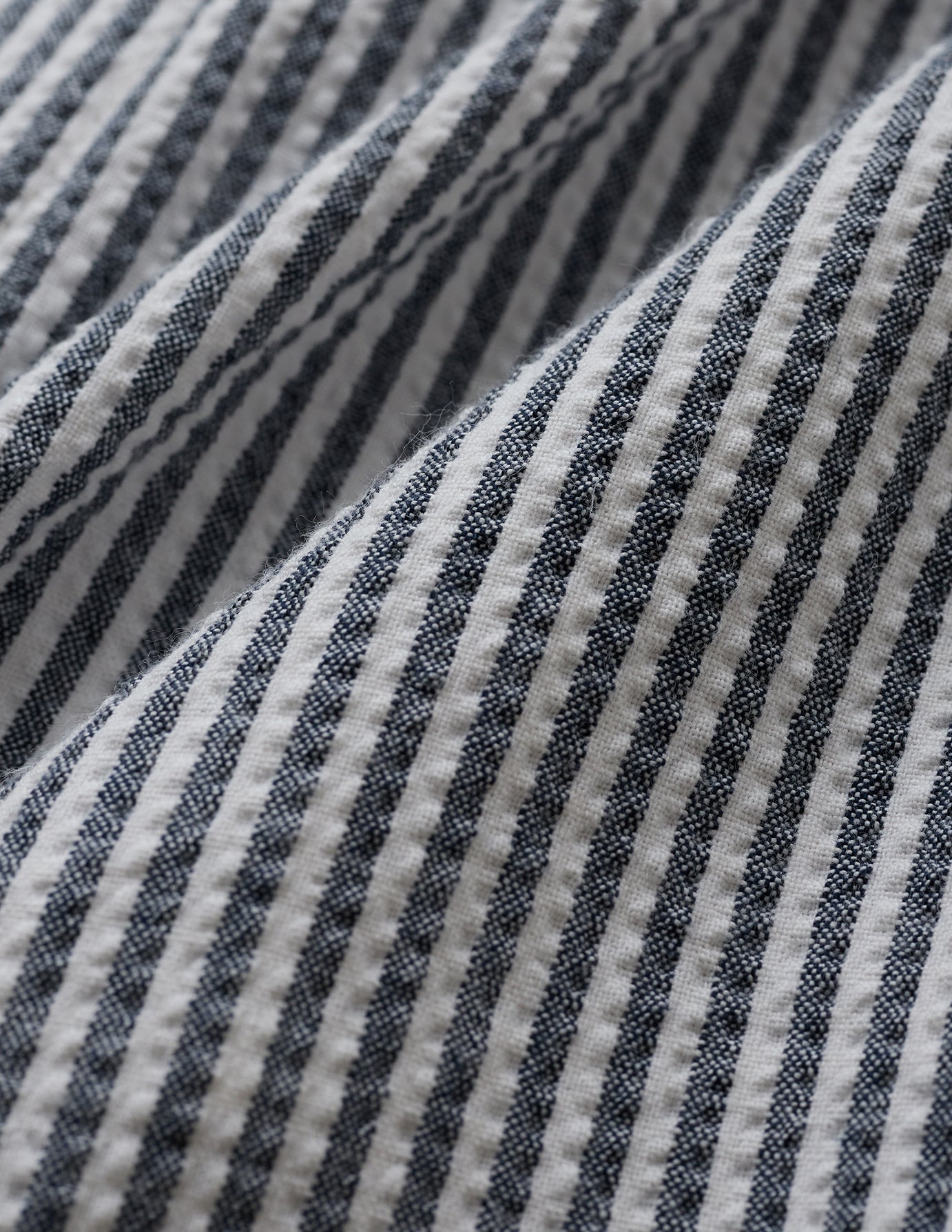 Seersucker Shorts Navy Stripes